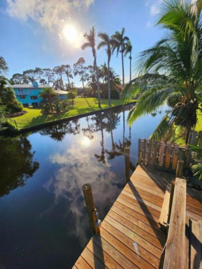 Heated pool w river views dock your boat Jet ski